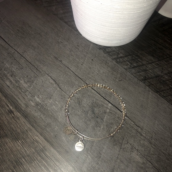 Alex and Ani Energy Bracelet One Size - Picture 1 of 3